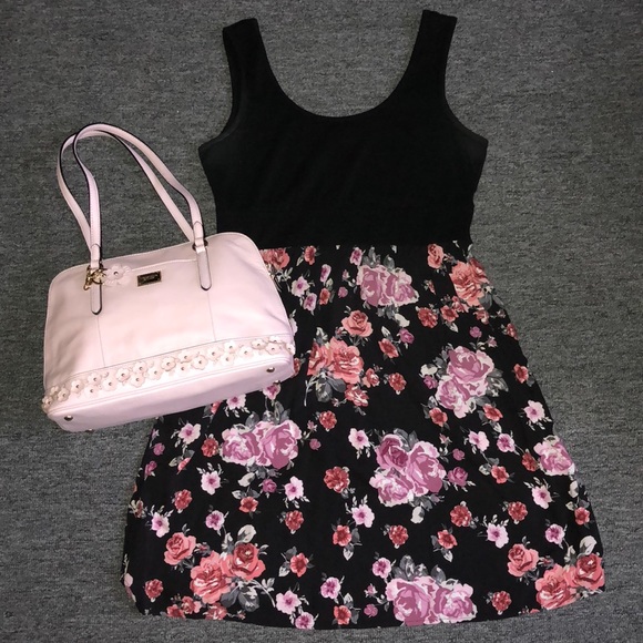 torrid Dresses & Skirts - Torrid Floral dress